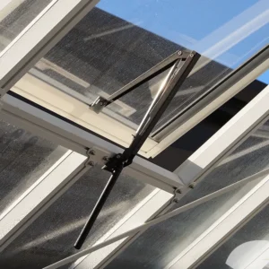 Roof vent with a Janssens Auto Opener