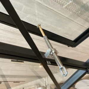 Janssens Spindle Opener installed on a roof vent