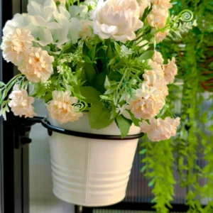 Vego 6" Pot Holders with plant pot installed in Vego Greenhouse